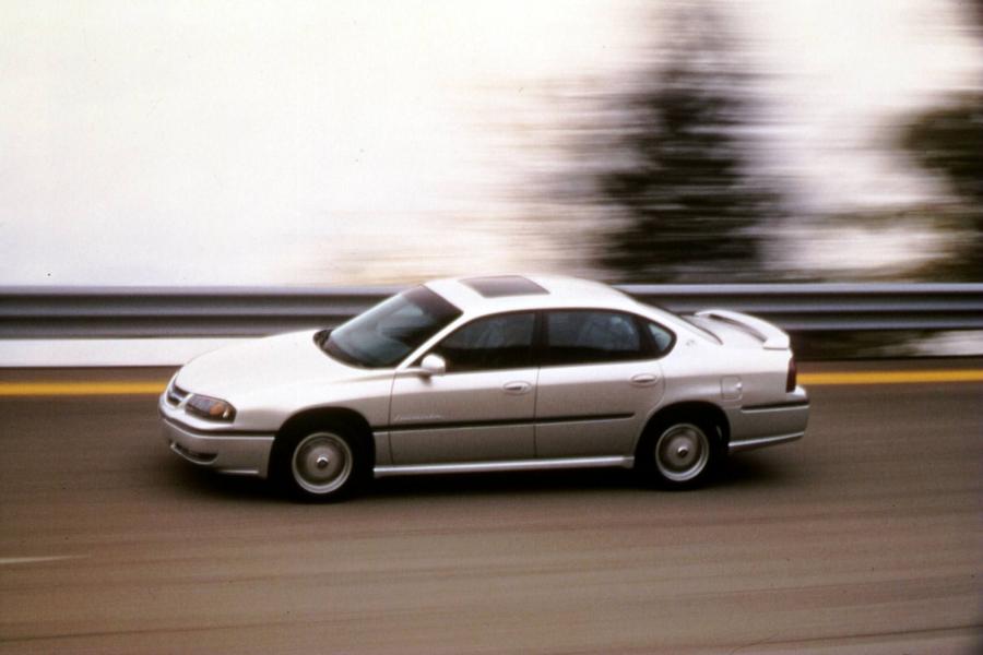  Chevrolet Impala 2000 года  (фото 33 из 51)